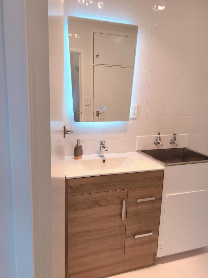 شقة Bright Eden Park Two Bed Townhouse Private Parking أوكلاند المظهر الخارجي الصورة